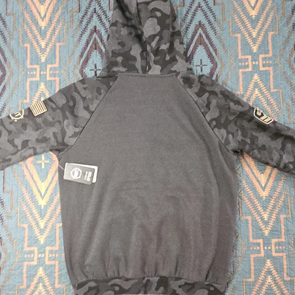 Colosseum Charcoal Oregon State Beavers Camouflage Hoodie - Picture 5 of 7